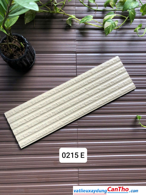 Việt Nhât 0215 E